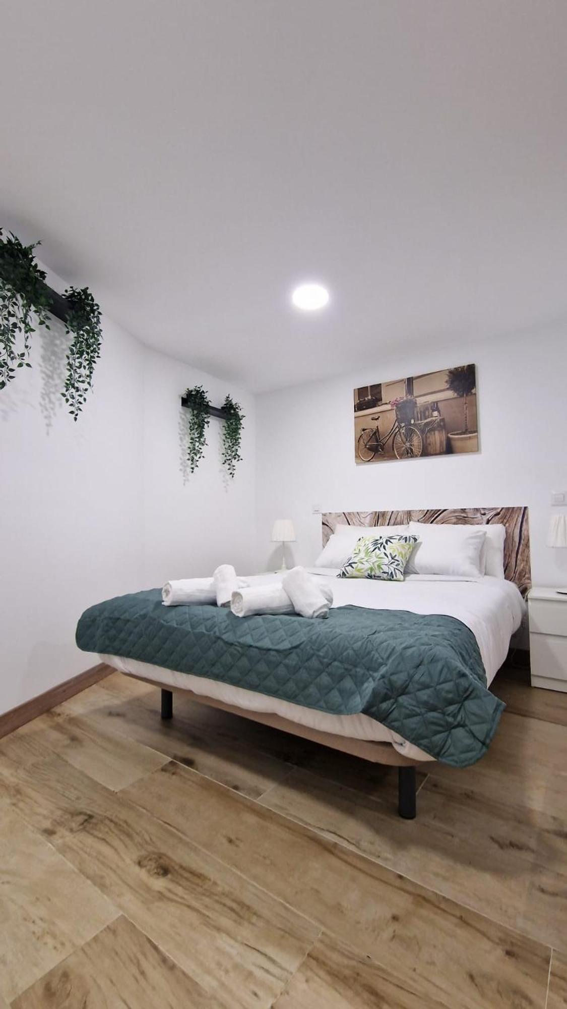 Apartamento Almendrales Madrid Exterior foto