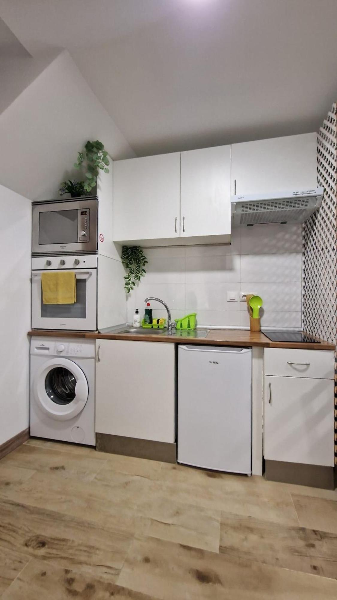 Apartamento Almendrales Madrid Exterior foto